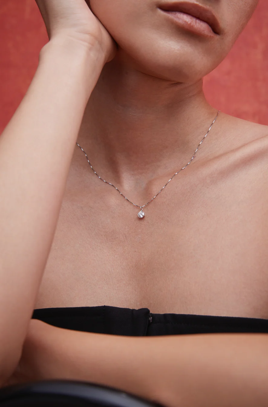 Solitaire Pendant Yellow Gold - Image 7